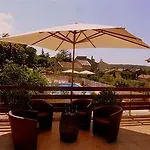 Mont Bouquet Lodge-residence Hoteliere בית נופש