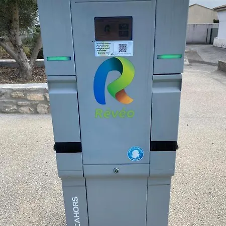 בית נופש Mont Bouquet Lodge-residence Hoteliere *