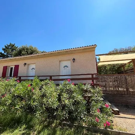 Mont Bouquet Lodge-residence Hoteliere * Brouzet-les-Ales