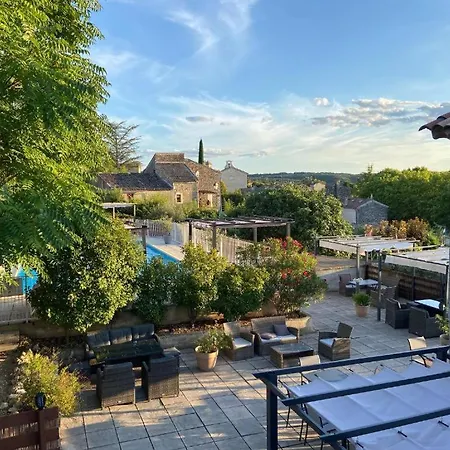 Semesterbostad Mont Bouquet Lodge-residence Hoteliere *