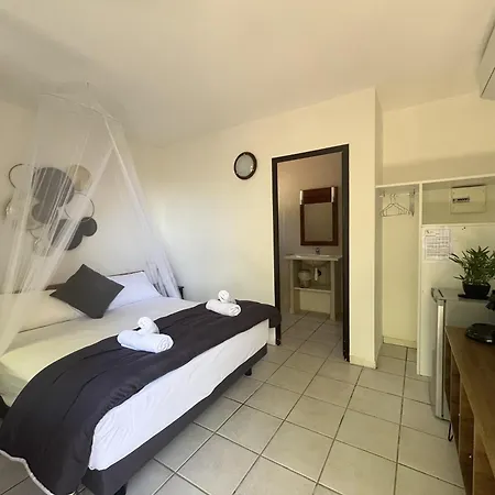 Mont Bouquet Lodge-residence Hoteliere Semesterbostad Brouzet-les-Ales