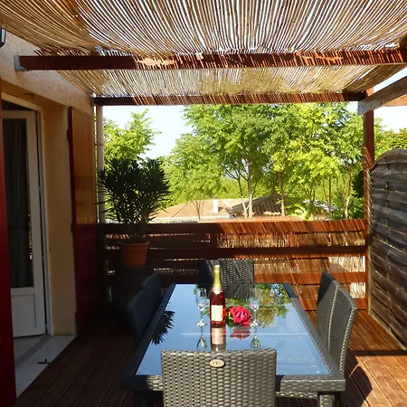 Mont Bouquet Lodge-residence Hoteliere Brouzet-les-Ales