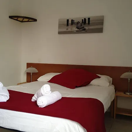 Semesterbostad Mont Bouquet Lodge-residence Hoteliere *