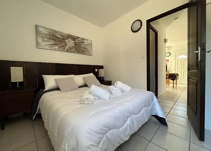 Mont Bouquet Lodge/residence Hoteliere