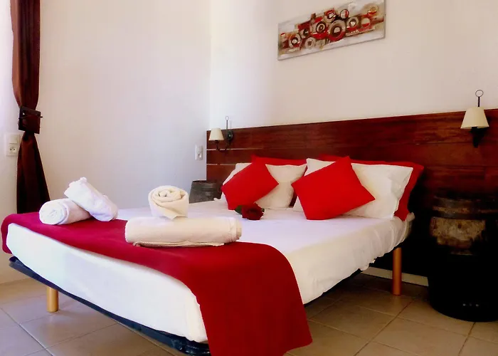 Mont Bouquet Lodge/residence Hoteliere